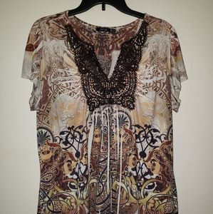 Gorgeous pull over top